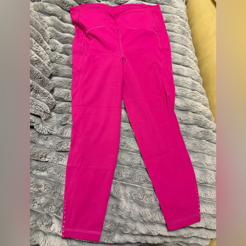 Fuchsia pink Lululemon Leggings 25"